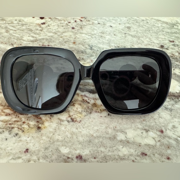 NEW IN BOX VERSACE 4434 SUNGLASSES - Picture 8 of 17